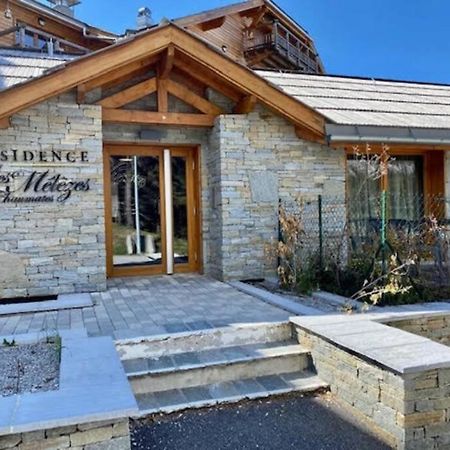 Appartement De Charme Dans Residence Avec Piscine La Joue Du Loup Le Devoluy Luaran gambar