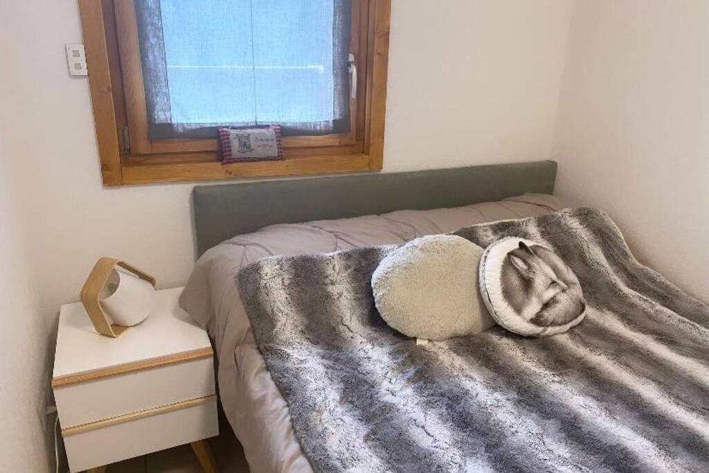 Appartement De Charme Dans Residence Avec Piscine La Joue Du Loup Le Devoluy Luaran gambar